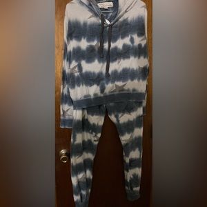 Vintage Havana 2 piece sweatsuit